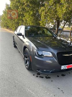 کرایسلەر 300
